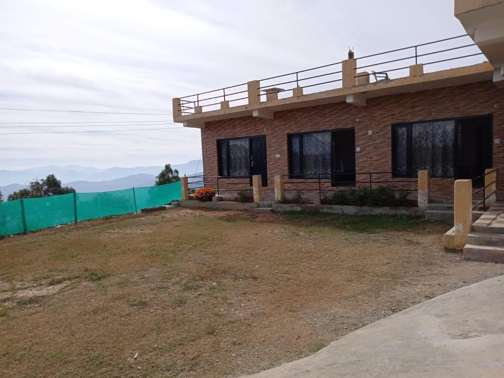 Hardik Resort Chaukori Buitenkant foto