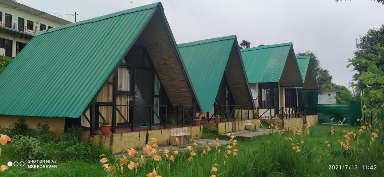 Hardik Resort Chaukori Buitenkant foto
